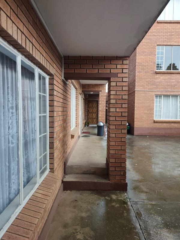1 Bedroom Property for Sale in Rustenburg Central North West